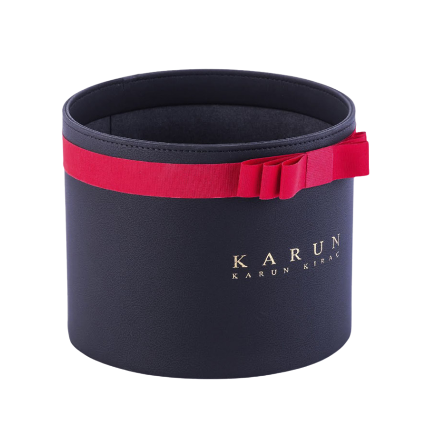 Круглая коробка из экокожи с лентой